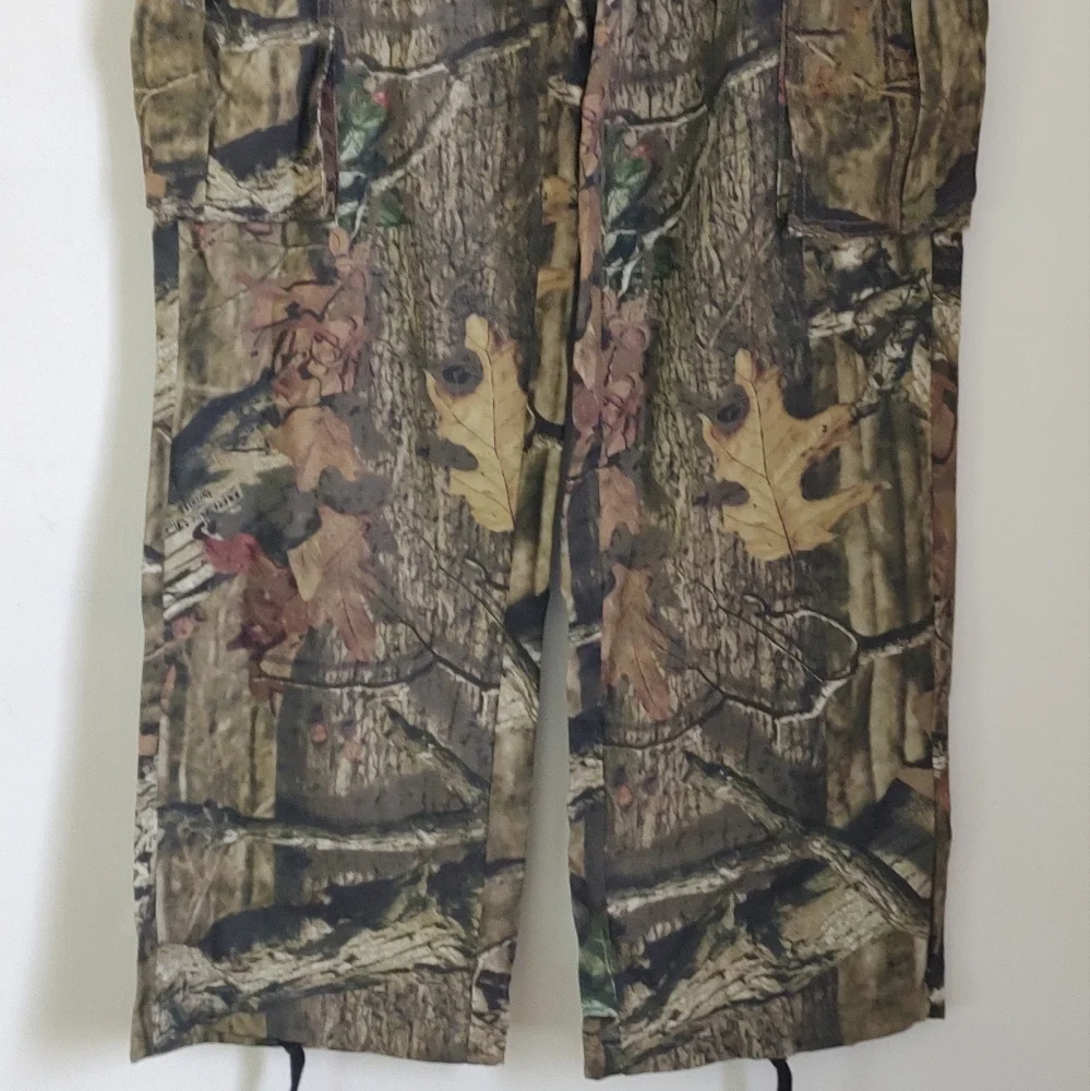 Mossy Oak Break Up Infinity Camouflage Cargo Pants with Drawstring Leg Opening